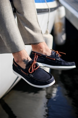 Born // Raised Anker Sailor Navy