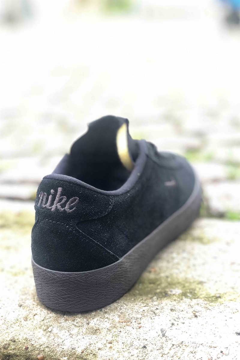 nike zoom bruin black