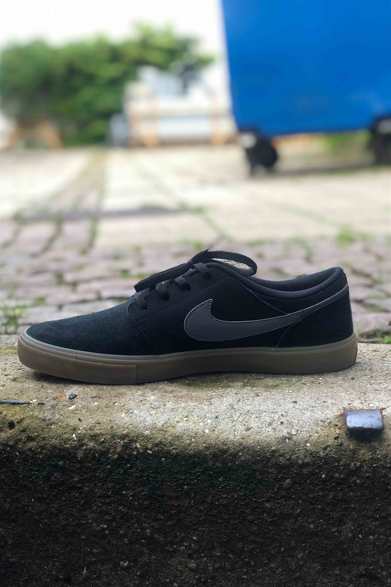 nike sb portmore 2 solar black dark grey