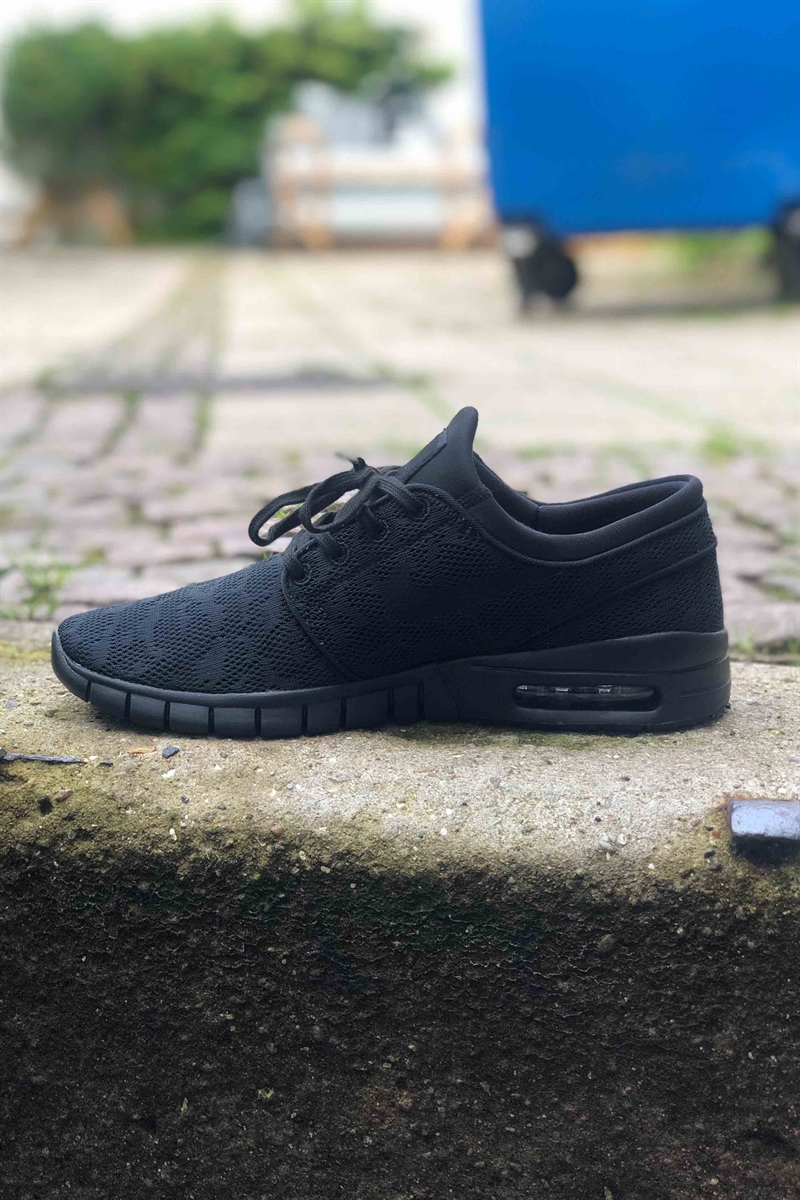 nike stefan janoski max black mesh